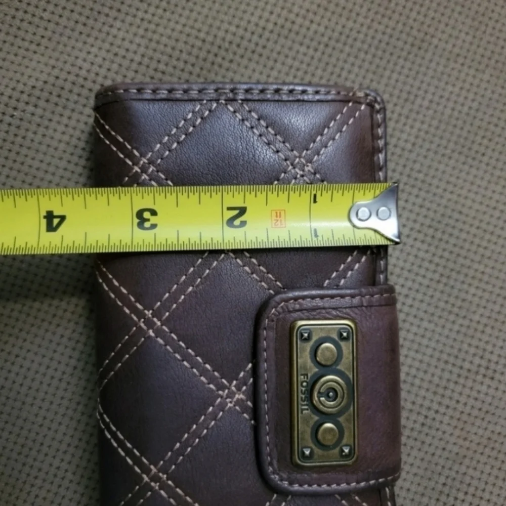 Fossil crosshatched embroidered slim brown leather snap wallet